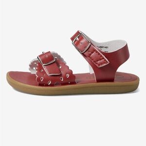 Footnotes Ariel sandals size 2